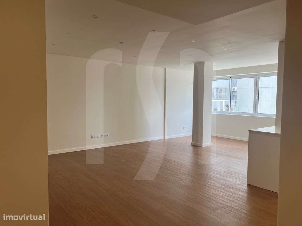 Apartamento T4 | Pinheiro Manso-2