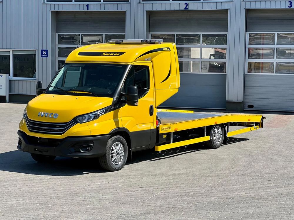 Iveco Daily 35S21P Laweta po ekspozycyjna