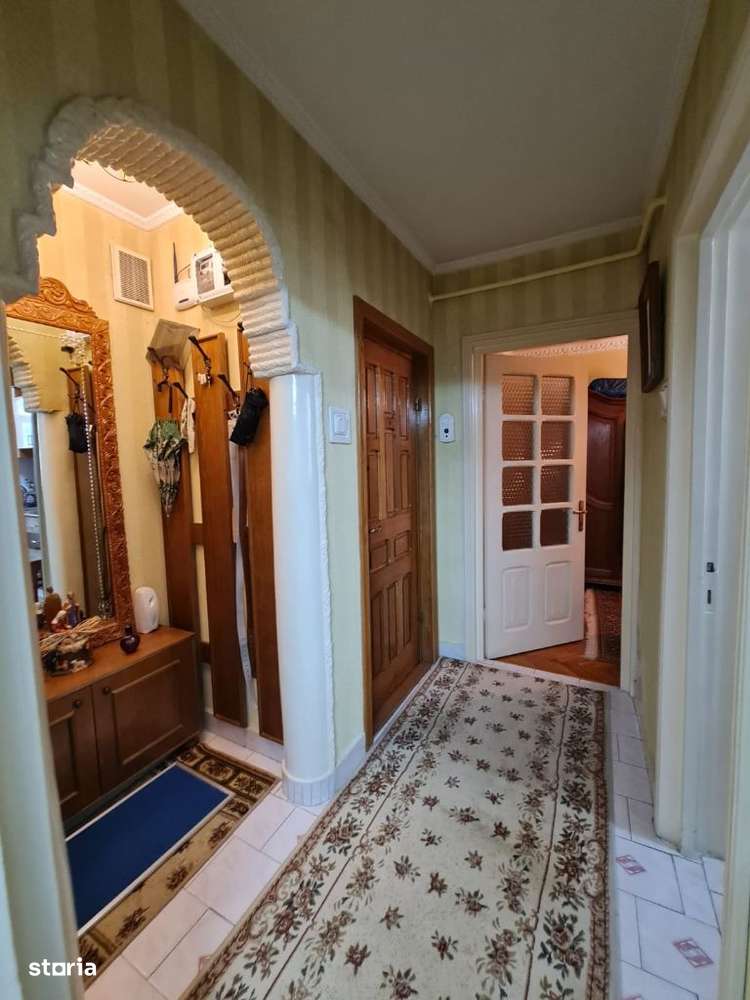 Vanzare apt 3 camere in Galati, Tiglina 2, etaj 3, mobilat si utilat - Imagine principală: 3/8