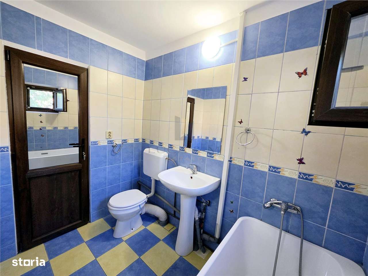 Apartament 3 camere, Girocului-12
