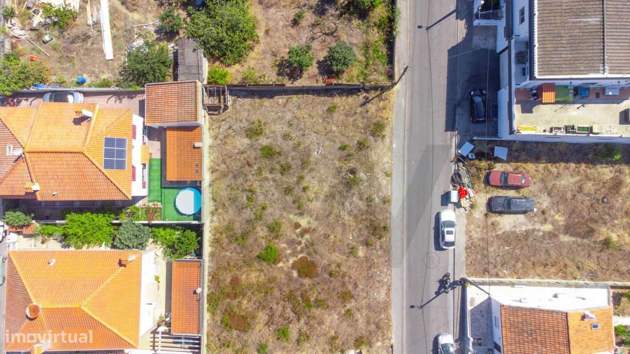 Terreno Plano para Construção na Charneca da Caparica – Excelente Opor - Grande imagem: 4/8