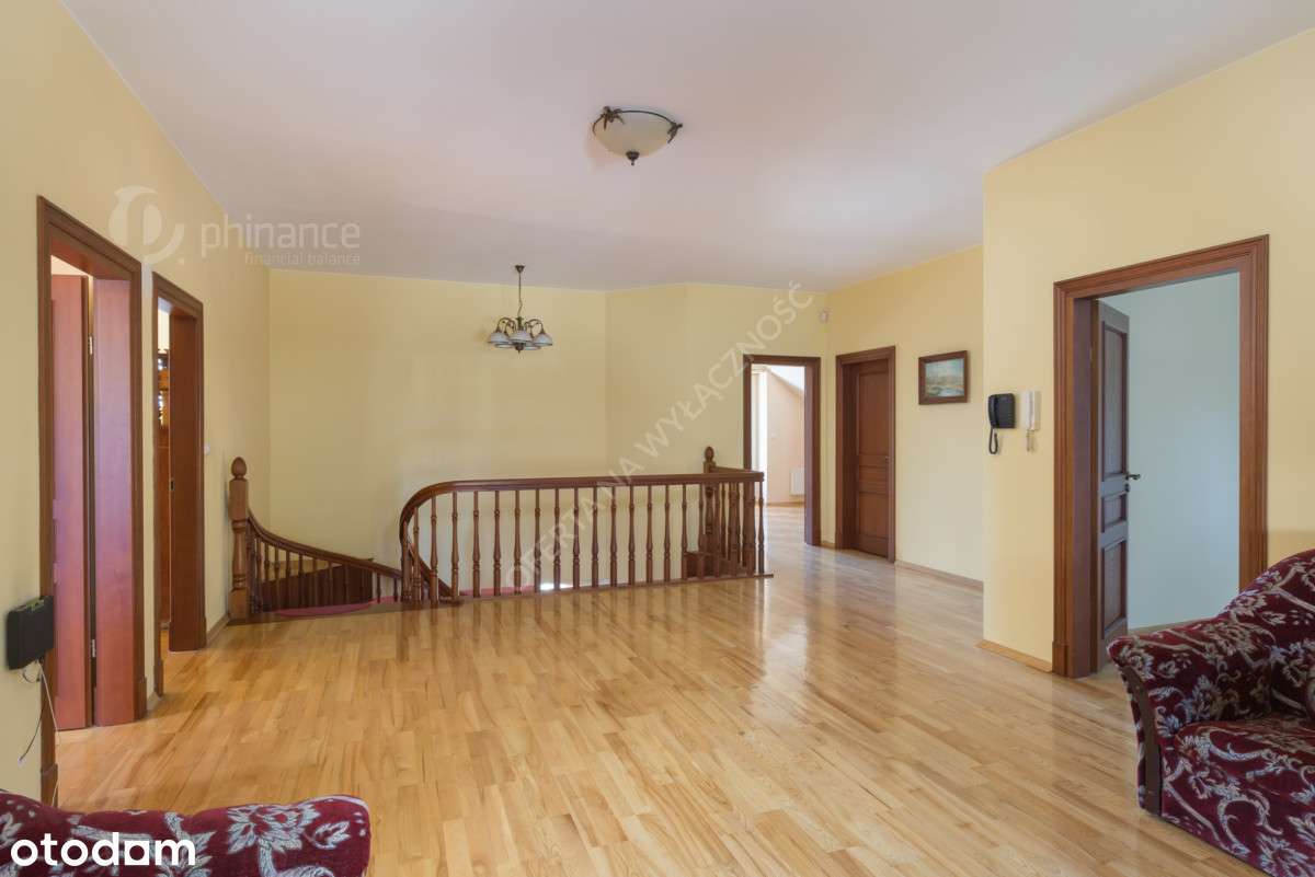 Salon z kuchnią, 8 sypialni, 443,70m2, garaż!-12