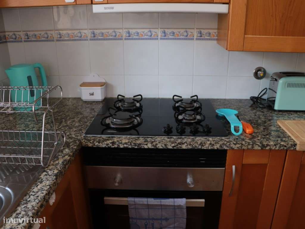 Apartamento T1+2 Duplex, em condomínio fechado, a 2 minutos da praia-7