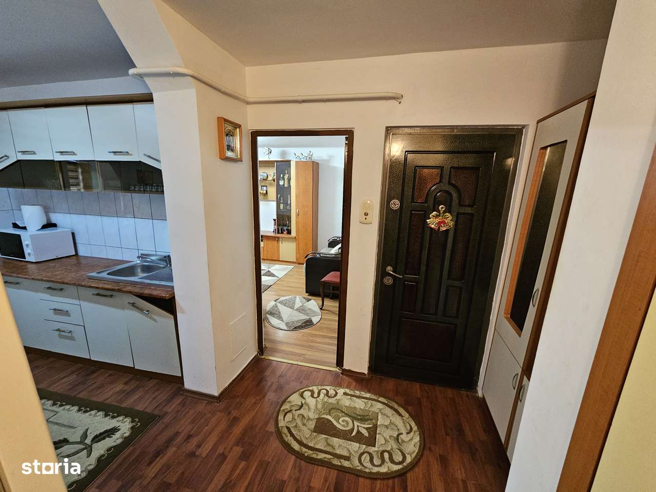 Vand ap cu 2 camere zona H2O-1