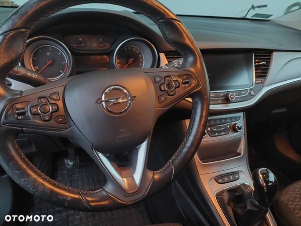 Opel Astra IV 1.6 CDTI Sport - 9