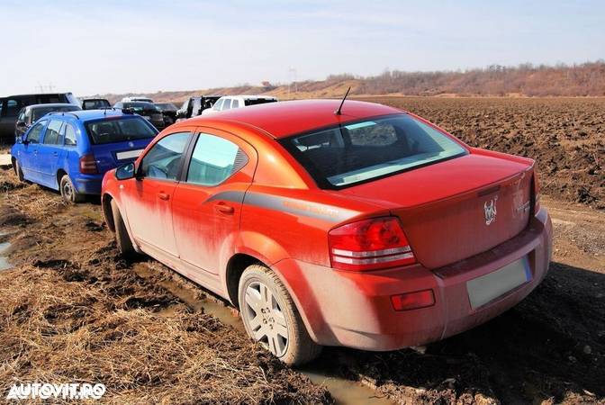 Dezmembrari Dodge Avenger 2.0 CRD 2008 2009 Piese Dodge Avenger 2.0 CRD manual 6 trepte - 1