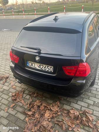 BMW Seria 3 320d - 4