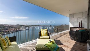 Apartamento T4 com varanda e vistas do rio à Foz, à venda, no Porto