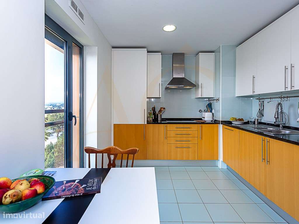 Apartamento T3 em Olhão com vistas incríveis e piscina comum-10