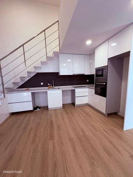Loft em Vilar de Andorinho - Grande imagem: 5/6