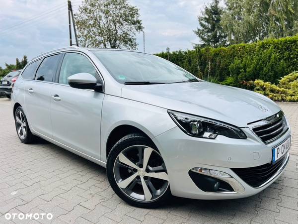 Peugeot 308 SW PureTech 130 Stop & Start Allure - 17