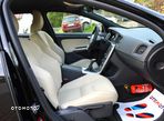 Volvo V60 D4 Drive-E Dynamic Edition (Momentum) - 11