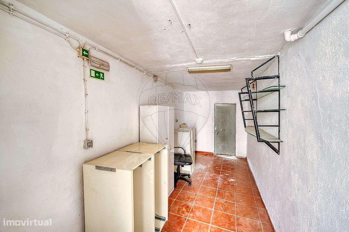 Loja  para arrendamento - Grande imagem: 2/10