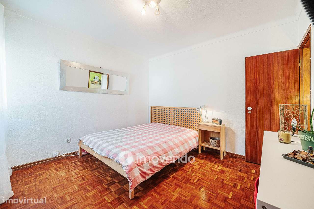 Moradia T3 mais Anexo T1 e Anexo T0 independentes, em Barcarena-28