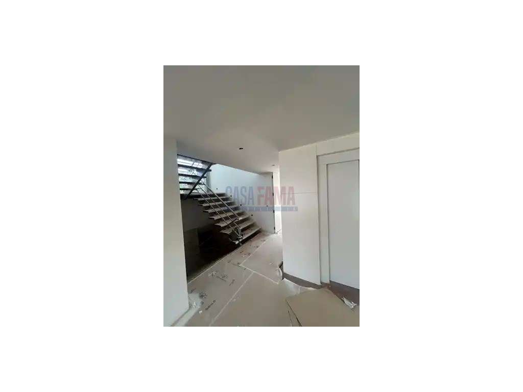 Moradia T4 de Luxo no Centro da Trofa-17