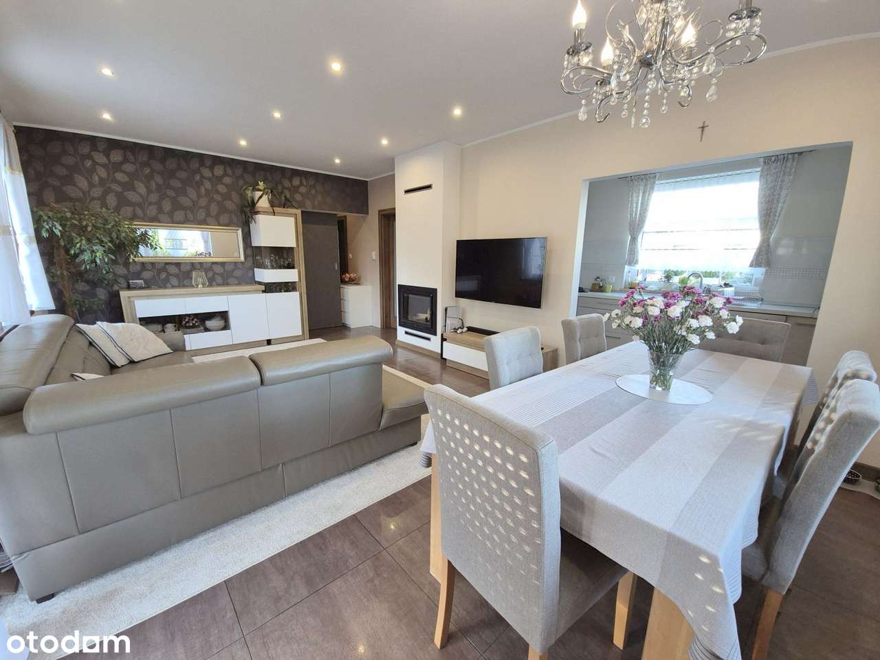 funkcjonalny dom parterowy w fajnej lokalizacji miasta - Pełny obrazek: 4/20