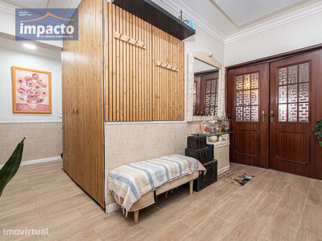 EXCELENTE T3, Remodelado, varandas e arrecadação, CENTRAL, Alverca-17