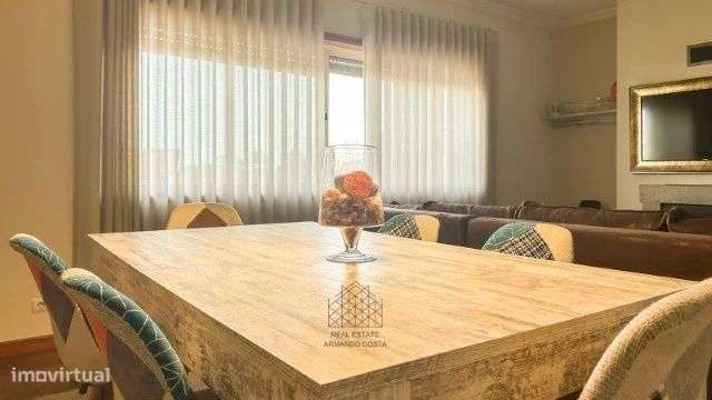 Apartamento T2 Poços de Brandão