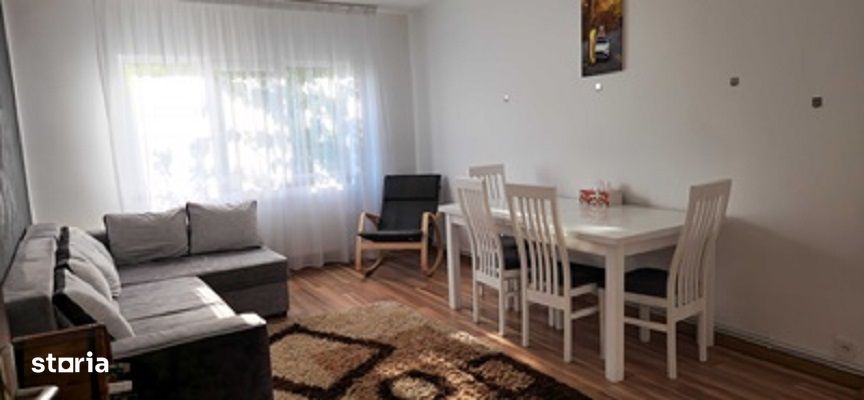 cv 230 Marasesti, apartament 2 camere decomandat etaj III