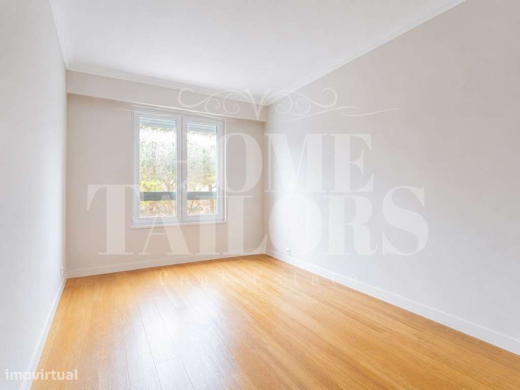 T3 com 183 m², varanda e suite no prestigiado Alto da Barra-8
