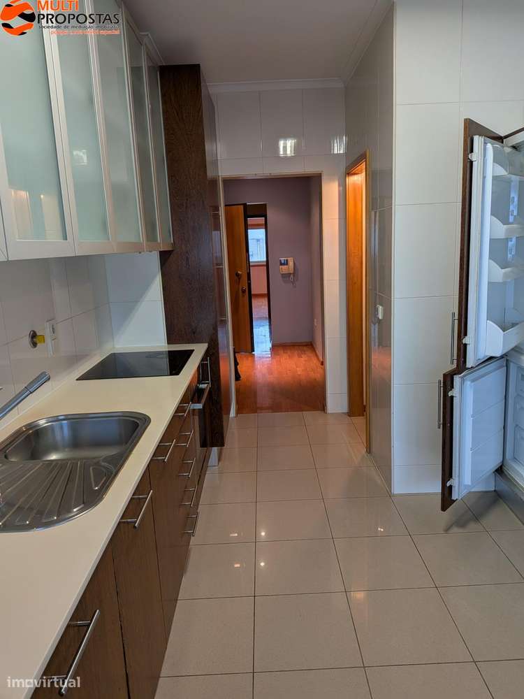 T2 C/ TERRAÇO - S. VICENTE (D.DIOGO)-5