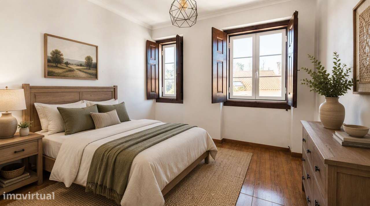 Prédio para investimento em Torres Novas com 3 apartamentos T0 e T1 em-2