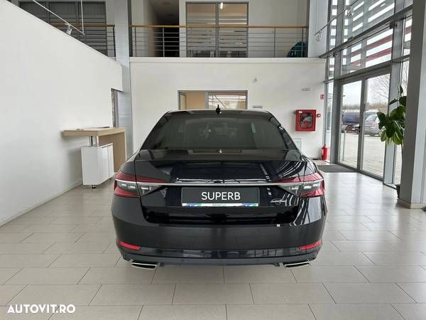 Skoda Superb 2.0 TSI 4X4 DSG Laurin & Klement - 5