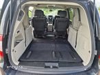 Chrysler Town & Country 3.6 Limited - 17