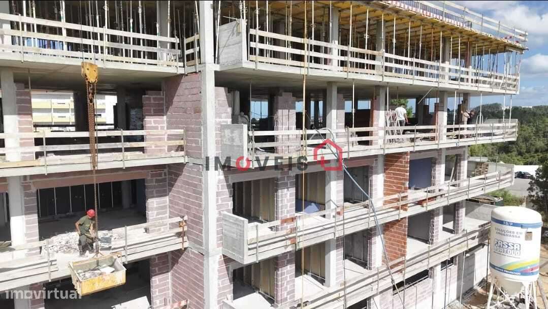 Apartamento T2 no Edifício Alto da Colina – Vale da Cabrita, Leiria - Grande imagem: 5/10