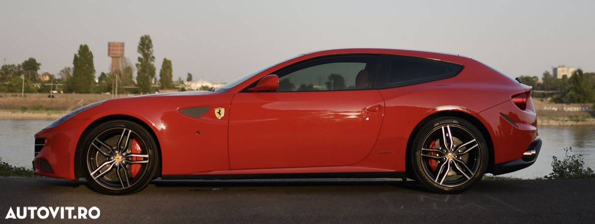 Ferrari FF - 5