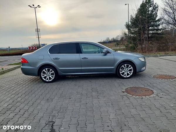 Skoda Superb 2.0 TDI Ambition - 5