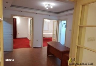 Apartament 4 camere de vanzare 1 Mai