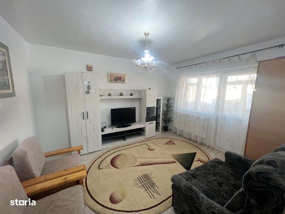 Garsoniera decomandata, Centru - Imagine principală: 3/8