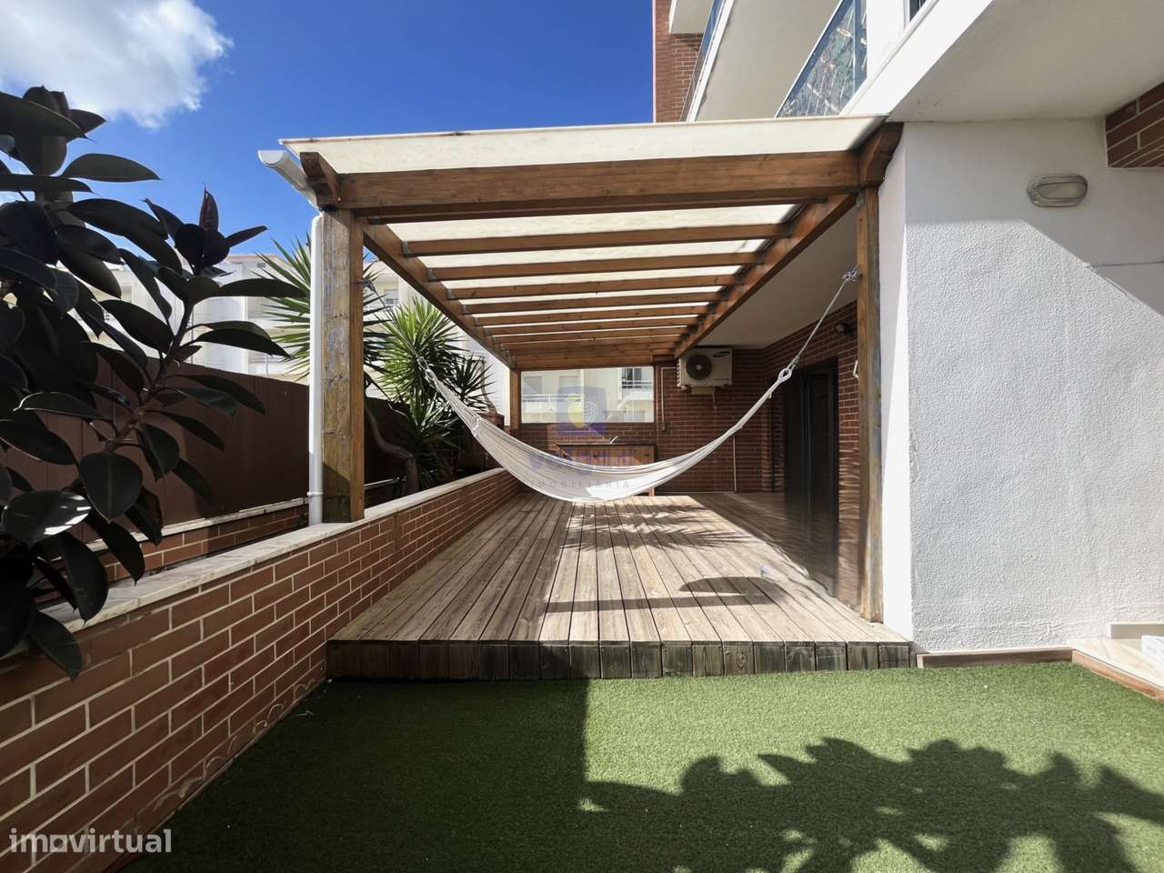 Excelente apartamento, para arrendamento com 3 quartos ampla sala e 2 - Grande imagem: 3/47