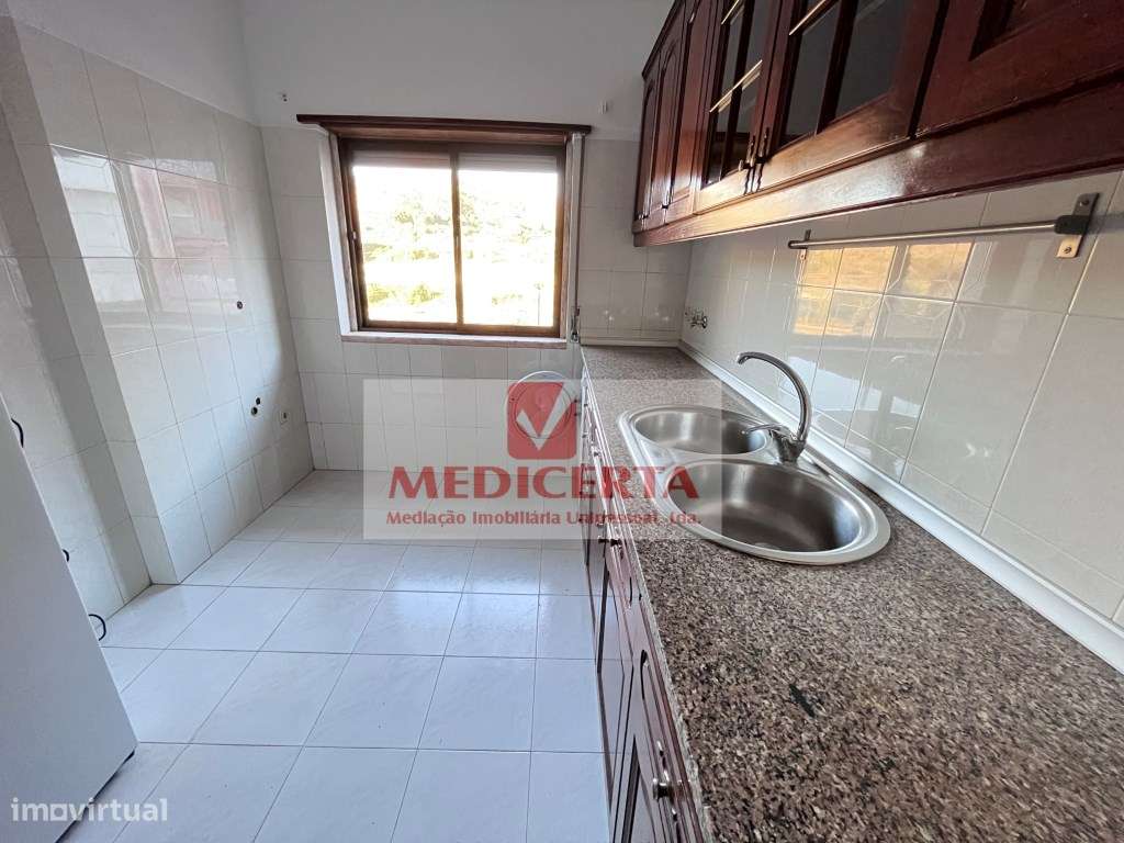 Casal do Cotão - T2 Como Nova-5