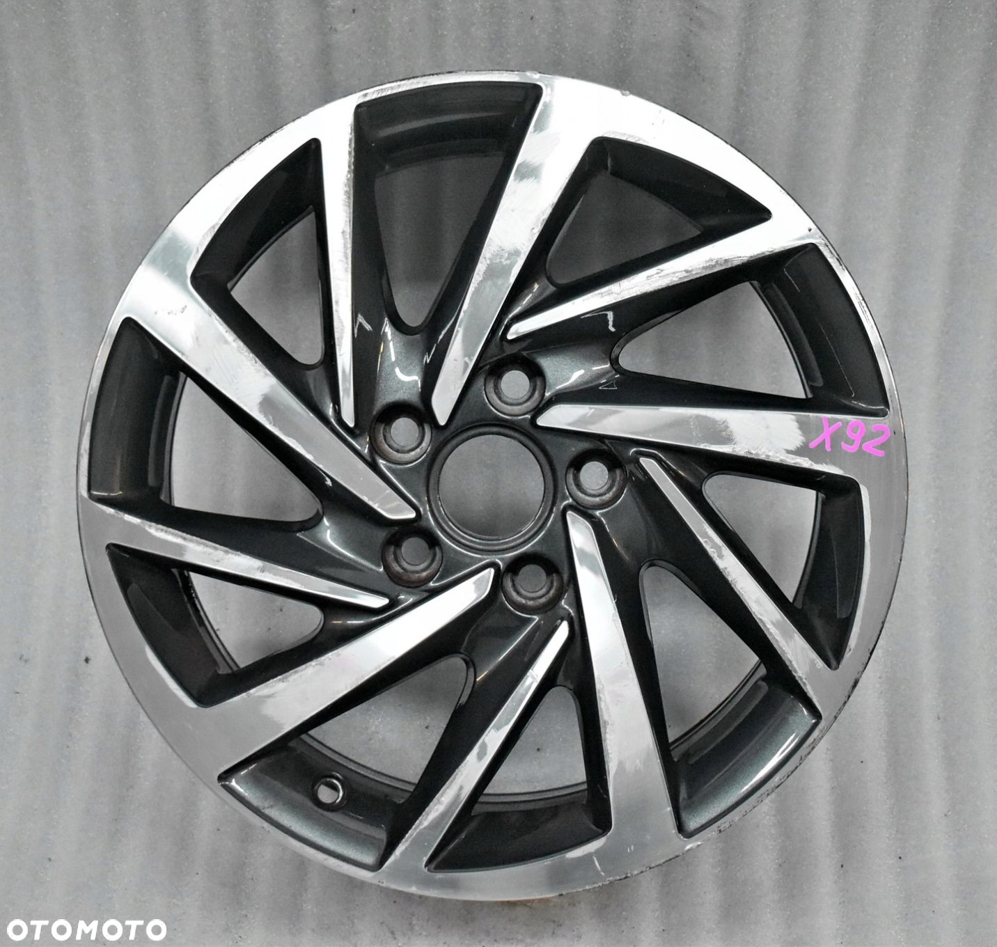 VW GOLF 7 VII 5G0 6,5x16 ET46 5x112 5G0601025DM 5G0601025DS WOODSTOCK - 5