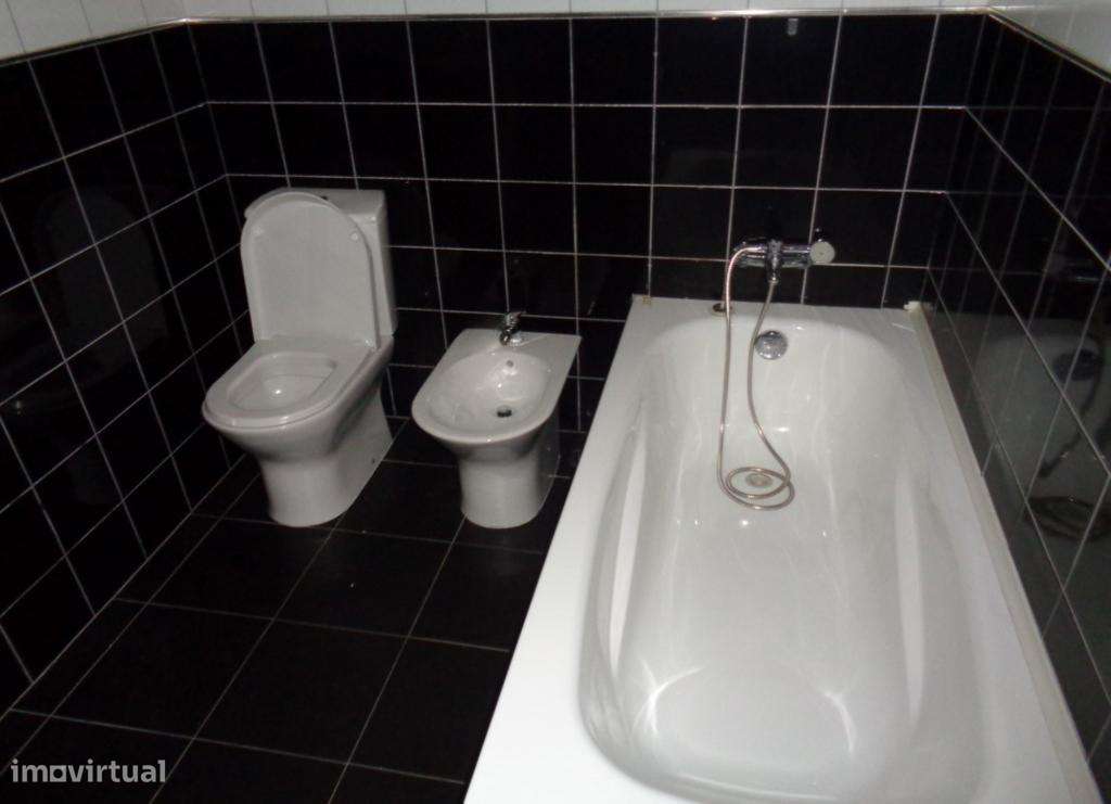 Apartamento T2 - Grande imagem: 2/6