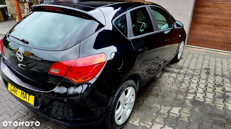 Opel Astra 1.6 Edition Sport - 12