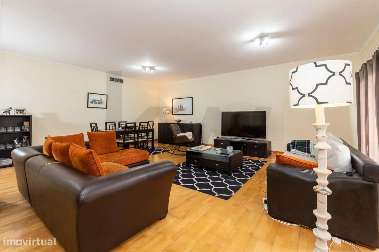 Apartamento T3 Amplo com Vista Mar e Montanha – Último Piso – Lagoa, S - Grande imagem: 4/24