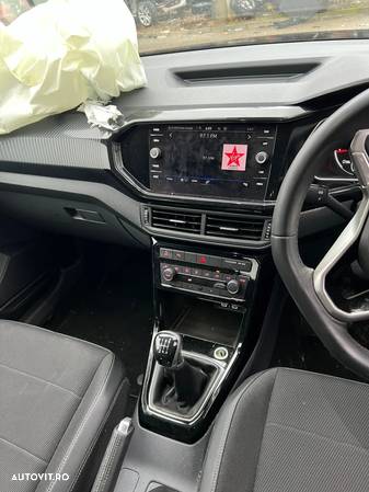 Dezmembrez / Dezmembrari / Piese Volkswagen T-Cross 2021 - 2