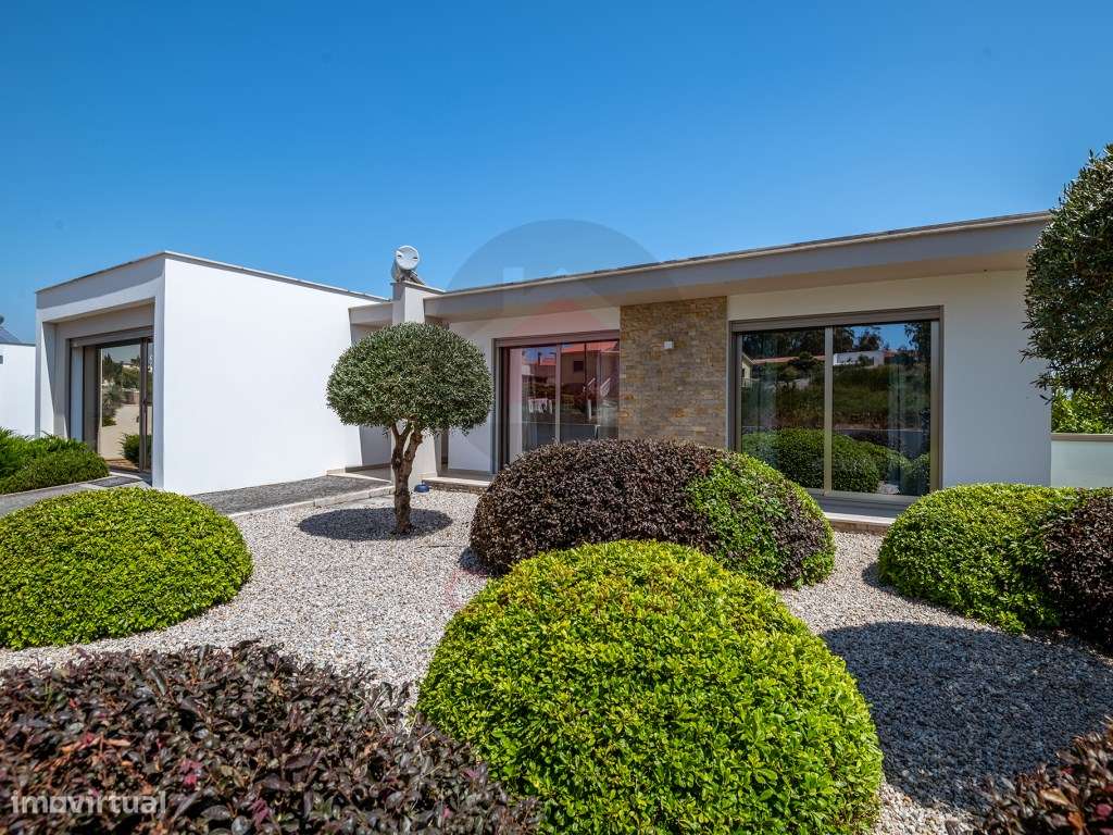 Moradia Moderna com Piscina - Nadadouro, Caldas da Rainha - Grande imagem: 4/36