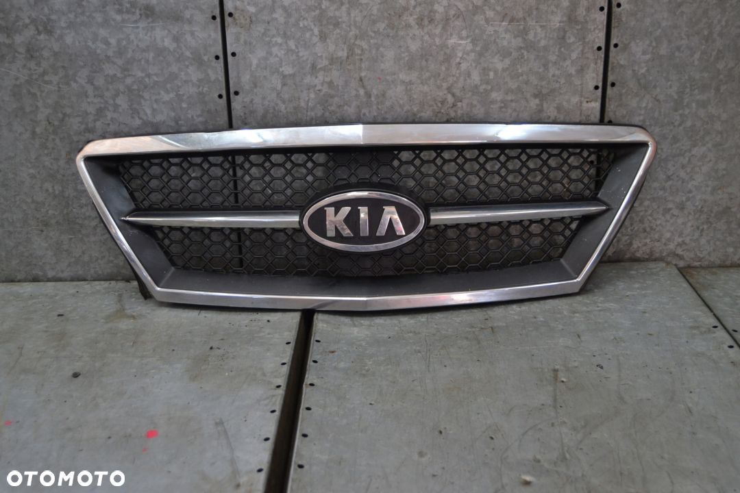 KIA SORENTO GRILL ATRAPA - 1