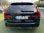 Volvo V90 2.0 T8 Momentum AWD Geartronic - 13