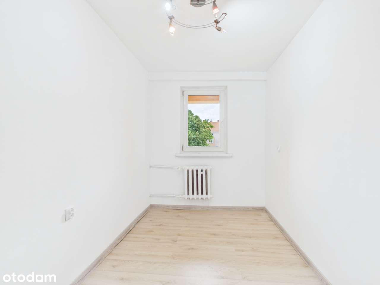 4-pokojowe mieszkanie, centrum miasta - 61,4 m²-7