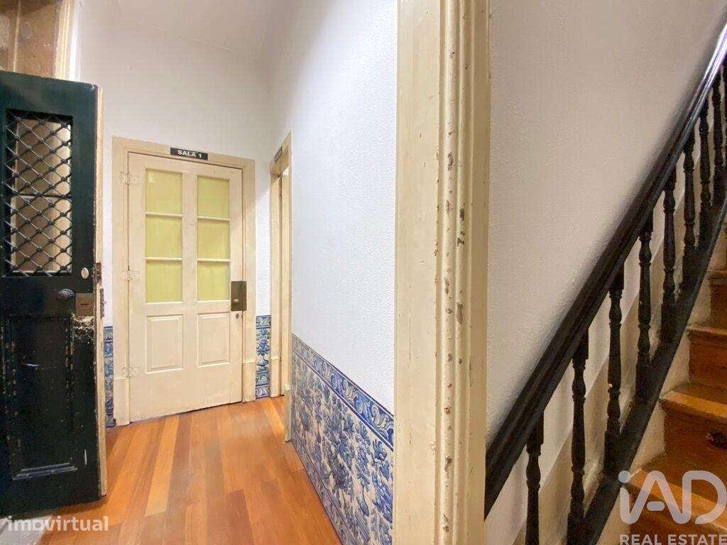 Casa / Villa T3 em Lordelo Do Ouro E Massarelos de 261,00 m2 - Grande imagem: 4/27