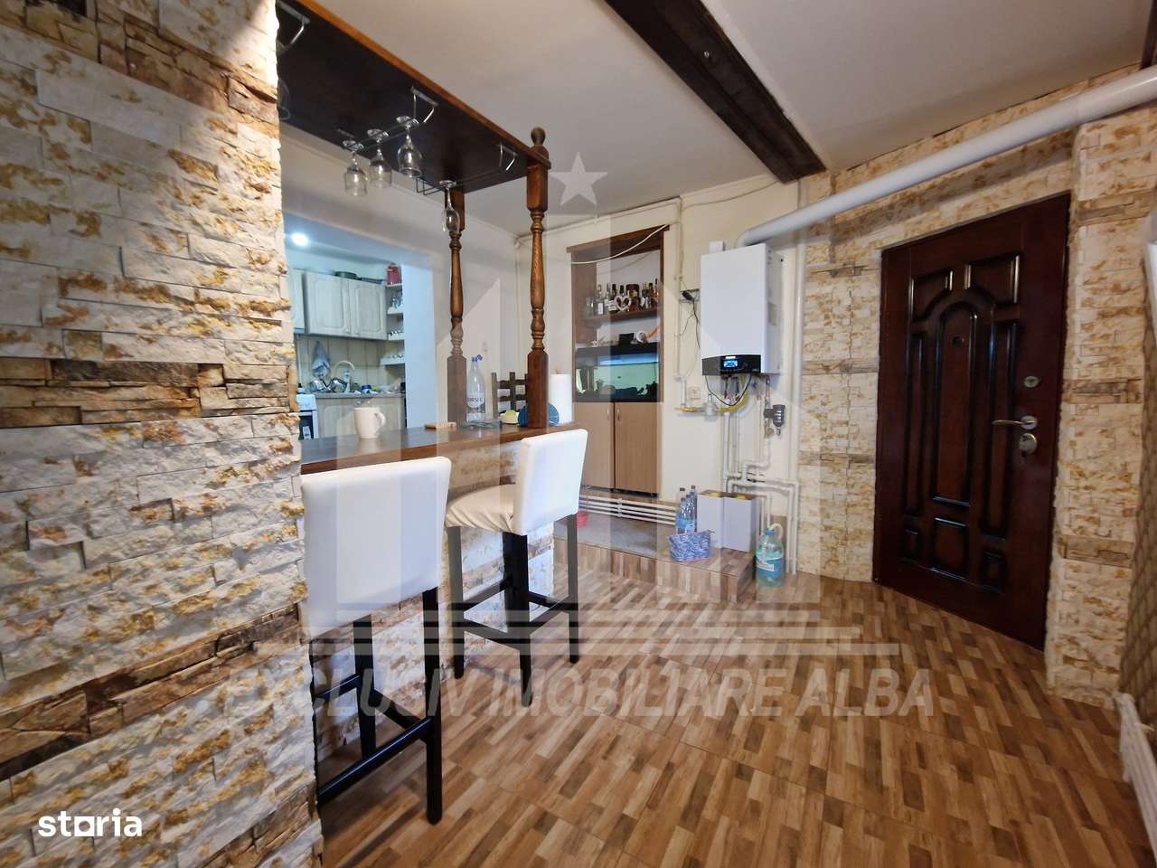 Casa de vanzare cu 2000mp de teren in Ciugud - Imagine principală: 4/12