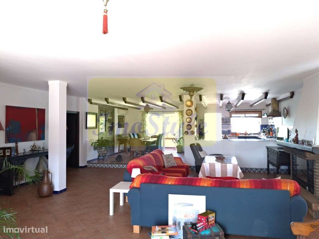 Moradia isolada com cave e apartamento independente em Castro Marim-27