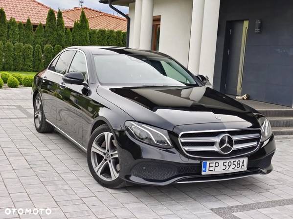 Mercedes-Benz Klasa E 220 d 9G-TRONIC - 18