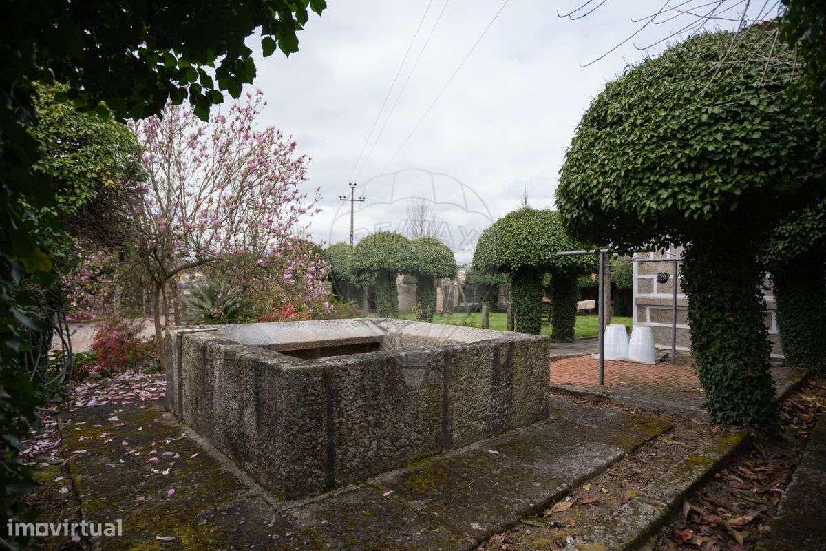 Moradia T7 para venda-23