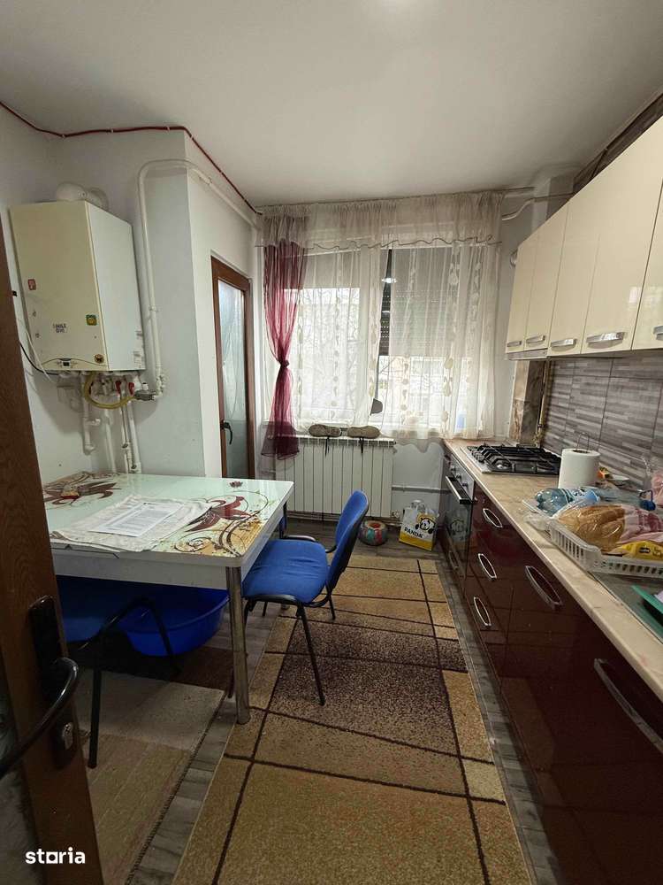 De vânzare apartament 4 camere Cartier Hipodrom-2